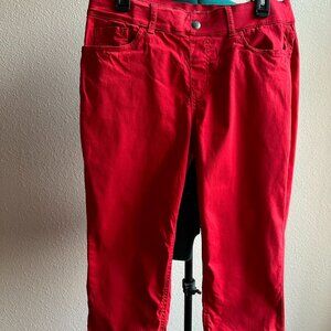 Riders by Lee Red Mid Rise Capri Size 12M